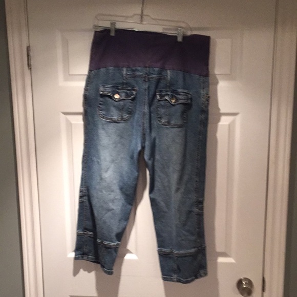 Thyme Maternity Jeans 2 Pairs - Picture 2 of 3